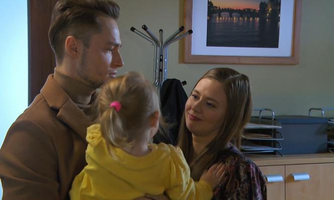 	Barwy szczęścia odc. 2643. Józek (Patryk Pniewski), Gabrysia (Marta Juras), Julcia (Julia Staniszewska)