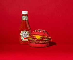 Heinz i Żabka serwują burgera, jakiego jeszcze nie było. Limitowana edycja Heinz Ketchup Burger