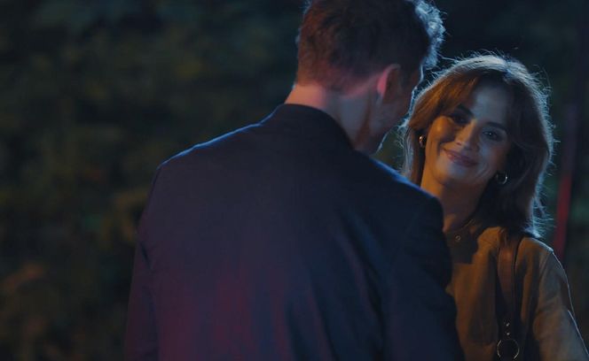 M jak miłość odc. 1887. Kama (Michalina Sosna), Marcin (Mikołaj Roznerski)