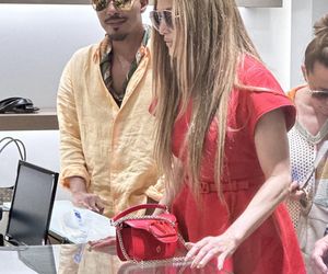 Zakupy Jennifer Lopez w Warszawie. Oto jej siatki