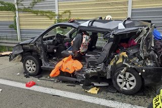 Wypadek w Hucie Szklanej pod Sieradzem na trasie S8.