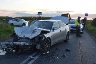 Trzy osoby poszkodowane w wypadku niedaleko Kościana. Policja wyjaśnia kto zawinił [ZDJĘCIA]