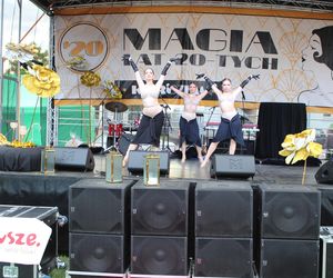 Było spotkanie z modą, muzyką i samochodami z lat 20. w Korczewie. Za nami impreza „Magia lat 20-tych” 2025