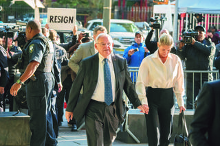 Pierwsza dama NJ chce pokonać łapówkarza