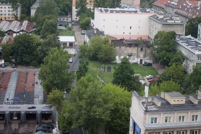 Wojewoda opóźnia metro na Woli