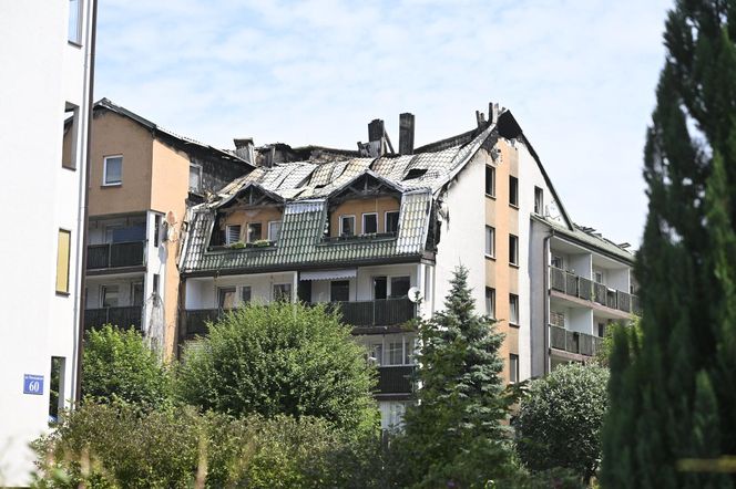 Mieszkańcy Ząbek wracają do swoich mieszkań po najpotrzebniejsze rzeczy
