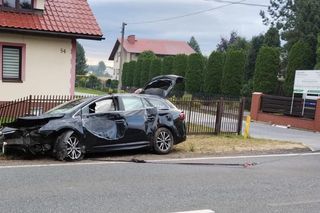 Dachowanie toyoty w Kętach