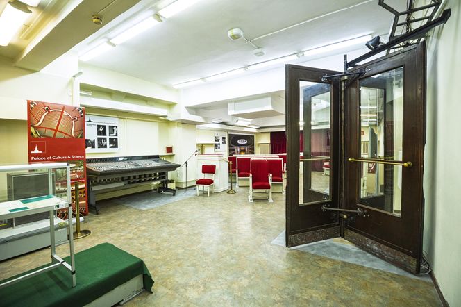 Pamiątki z Pałacu Kultury i Nauki. Historia budynku w przedmiotach 