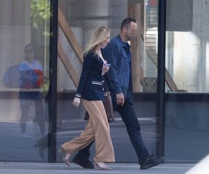 Kinga Duda miesiąc po ślubie rozkwita! Przyłapaliśmy młodą mężatkę. Nie była sama