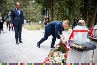 Rocznica mordu pacjentów szpitala psychiatrycznego w Choroszczy. Jak została upamiętniona? [ZDJĘCIA]