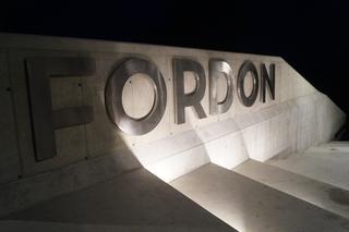 Nabrzeże Wisły oficjalnie otwarte! Rozbłysł też napis Fordon [ZDJĘCIA] 