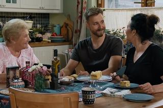 M jak miłość odc. 1678. Rafał Kulesza (Łukasz Twardowski), Marysia (Małgorzata Pieńkowska), Barbara (Teresa Lipowska)