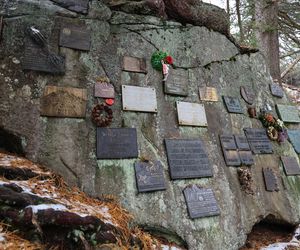 Wyjątkowy cmentarz w Tatrach Wysokich. „Umarłym na pamiątkę, żyjącym ku przestrodze”