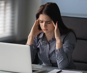 Ta „zapomniana witamina” może chronić mózg. Większość Polaków ma jej za mało