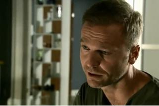 M jak miłość odc. 1101. Andrzej Budzyński (Krystian Wieczorek)