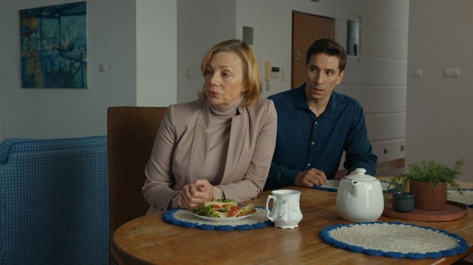 Barwy szczęścia, odcinek 3167. Wanda (Maja Barełkowska), Tomasz (Jakub Sokołowski)