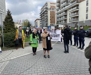 Protest pielęgniarek w Krakowie 12.04.