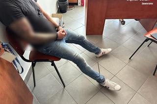 Bestie skatowały ofiary kijami i maczetami, jeden z pobitych zmarł. Jest tymczasowy areszt dla oprawców z Jaworzna 