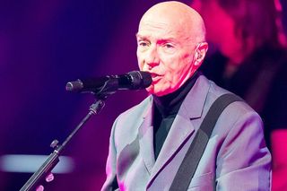 Midge Ure (Ultravox) odwołuje zaplanowane koncerty. Wokalista mierzy się z problemami zdrowotnymi
