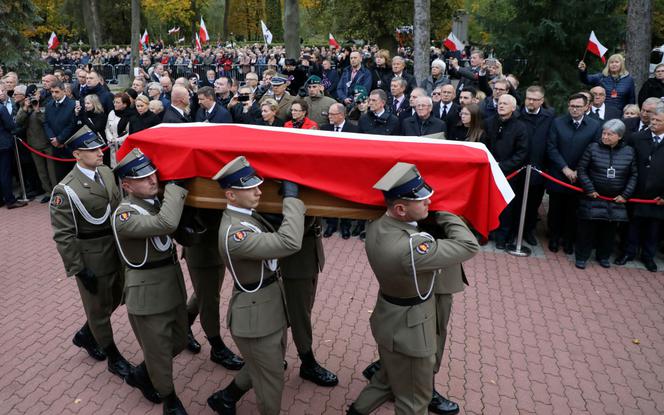 Pogrzeb marszałka seniora Kornela Morawieckiego na Powązkach Wojskowych