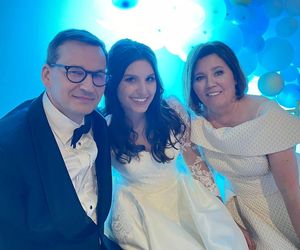 Porównaliśmy suknie ślubne córek prezydentów