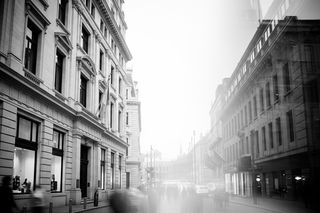 Mokotowska 3. Jak zniknął jeden z budynków pod słynnym adresem?