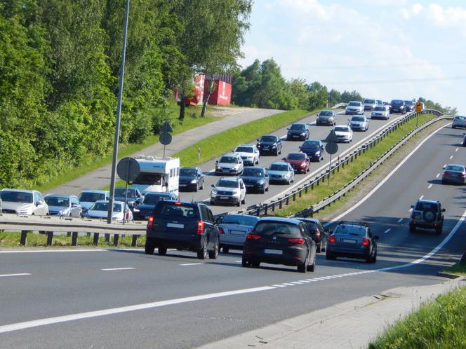 Wakacje na małopolskich drogach podsumowali policjanci.  Czy było bezpiecznie? 