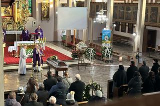 Pogrzeb Kamila R., piątej ofiary karambolu na S7