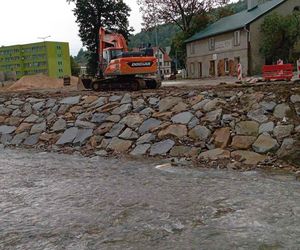 Stronie Śląskie - zabezpieczenie przeciwpowodziowe i naprawa uszkodzej tamy na potoku Morawka