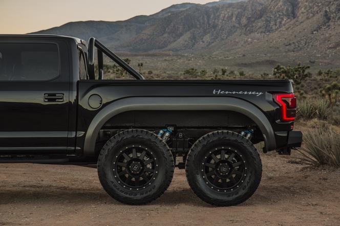 Hennessey VelociRaptor 6x6