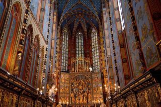 Wnętrze Bazyliki Mariackiej