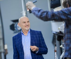 Gwiazdor Na Wspólnej zaatakowany przez fankę! Niech pan już przestanie chlać!