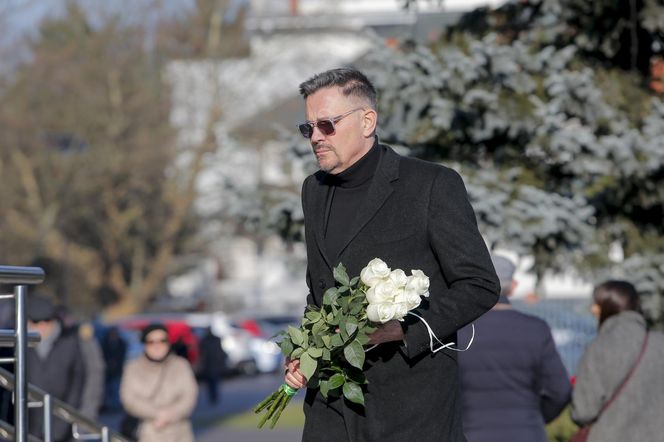 Ewa Bem pochowała męża. Sibilski i córka gwiazdy w jednym grobie