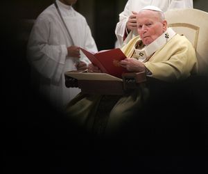 Rocznica zamachu na Jana Pawła II! Mało znane fakty i teorie