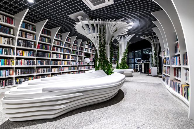 Metroteka – biblioteka na stacji metra M2 Kondratowicza w Warszawie