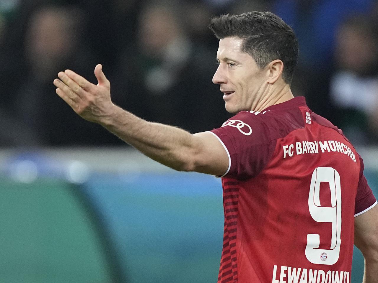 Bayern Monachium zmiażdżył Kolonię! Lewandowski z 300. bramką w Bundeslidze, Robert jesteś wielki!