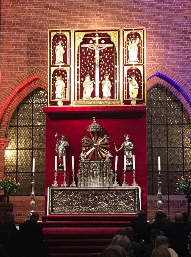Po 75 latach słynny srebrny ołtarz biskupa Jerina, wraca do wrocławskiej katedry!