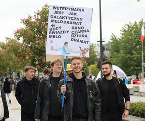Kosmiczny korowód studencki przeszedł 9 maja ulicami Lublina