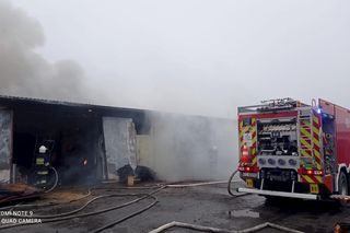 Pożar hali w Iławie