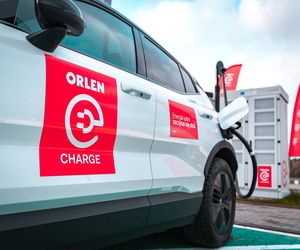 Pierwszy hub szybkiego ładowania elektryków już otwarty. Powstał w woj. warmińsko-mazurskim