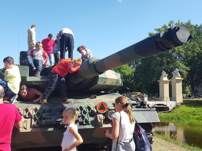 Czołg Leopard skradł show. Piknik militarny w Rydzynie za nami 