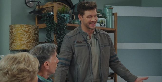 M jak miłość odc. 1878.  Barbara (Teresa Lipowska), Marcin (Mikołaj Roznerski), Robert Żak (Krzysztof Tyniec)