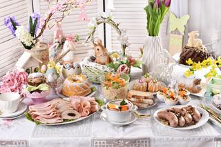 Wielkanocne zwyczaje i potrawy w różnych regionach Polski