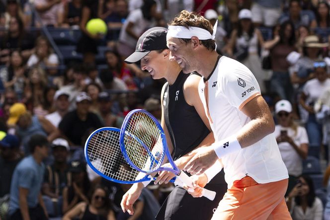 Iga Świątek/Casper Ruud (R) &f Madison Keys/Francis Tiafoe 