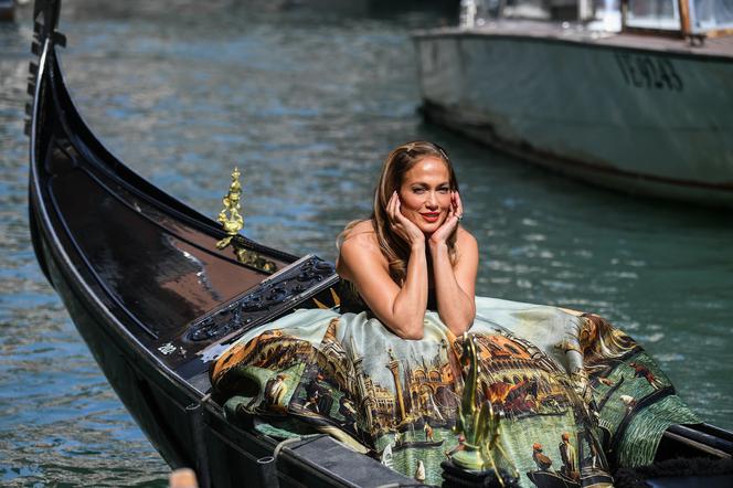 Jennifer Lopez w weneckiej gondoli!