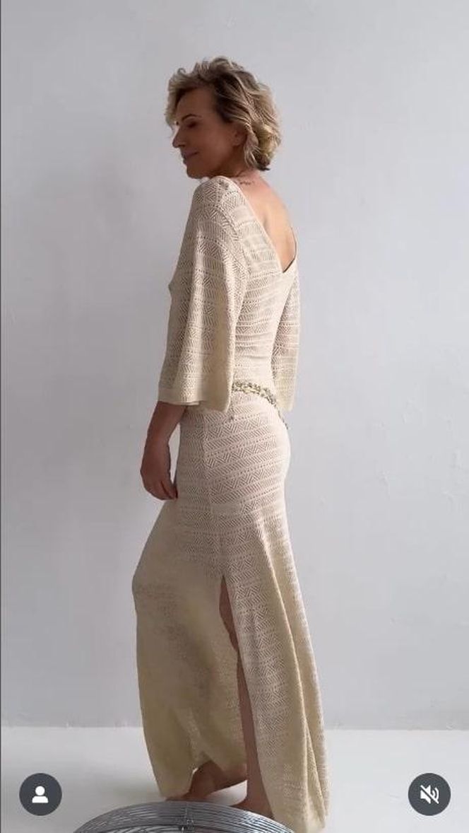 Paulina Smaszcz w beżu... a my w szoku! Gdzie ona schowała metrykę?!