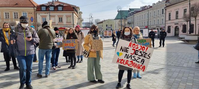 Ulicami Lublina przeszła po raz 6 Manifa. Tym razem - w geście solidarności z Ukrainą