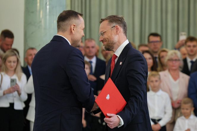 Prezydent Karol Nawrocki powołał swoich współpracowników. „Polscy patrioci i ludzie ciężkiej pracy”