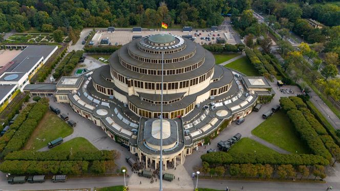 Wojsko we Wrocławiu walczy z powodzią