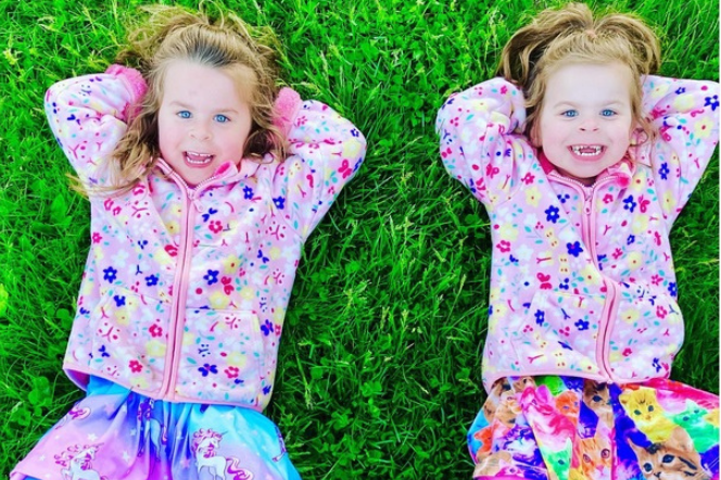 Ewa i Ella - historia 4 letnich bliźniaczek cierpiących na siatkówczaka